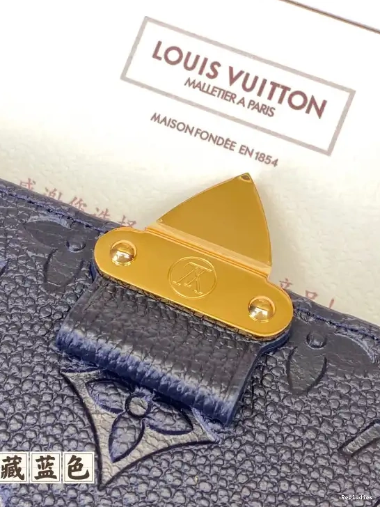 Cheap On LOUIS Chain VUITTON Wallet Métis 0626